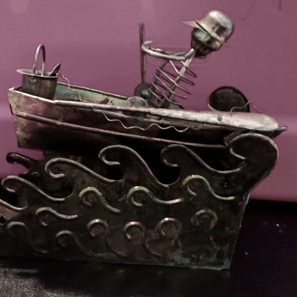 Antique Copper Berkeley Design of Fisherman rowing in a dingy on the Sea. 7"hX6"